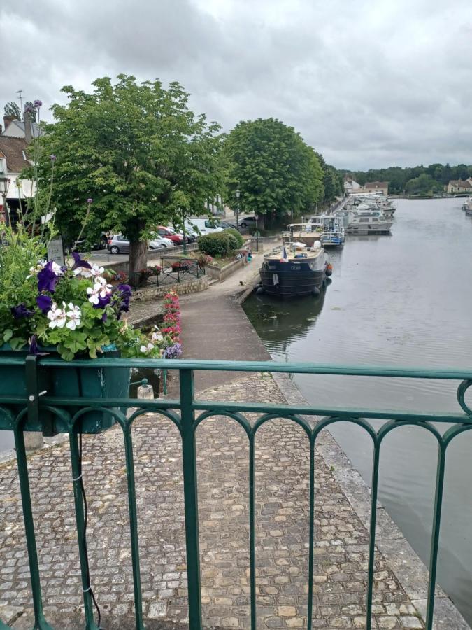Entre Loire Et Canal Briare Dış mekan fotoğraf